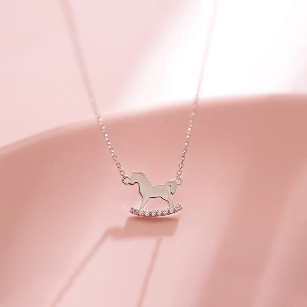 NEW Silver Cute Horse Necklace - Picture 5 of 5